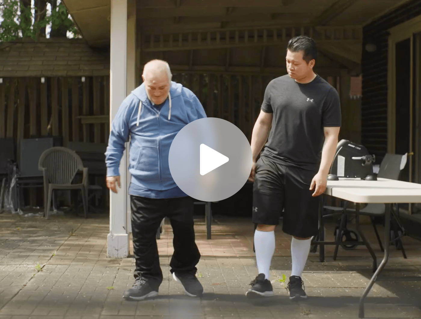 Older adult receiving supportive care at home